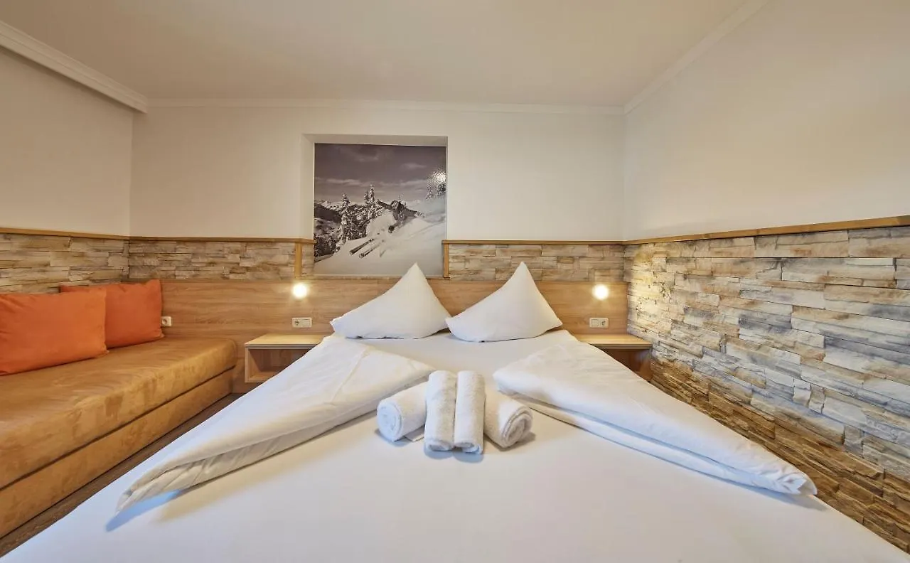 Ski&Bike Appartements Forsthaus by HolidayFlats24 Saalbach-Hinterglemm