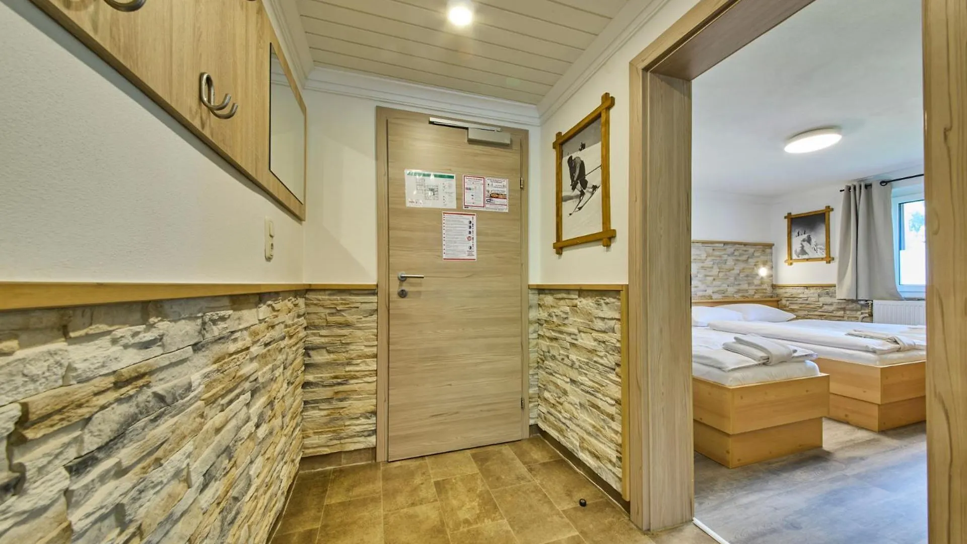Ski & Bike Appartements Forsthaus Apartment